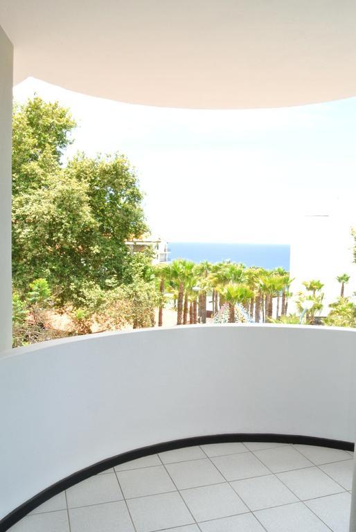 Navio Azul Apartment Funchal  Rum bild